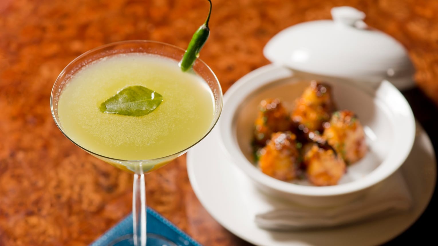 Blue Moon Lounge By Wolfgang Puck