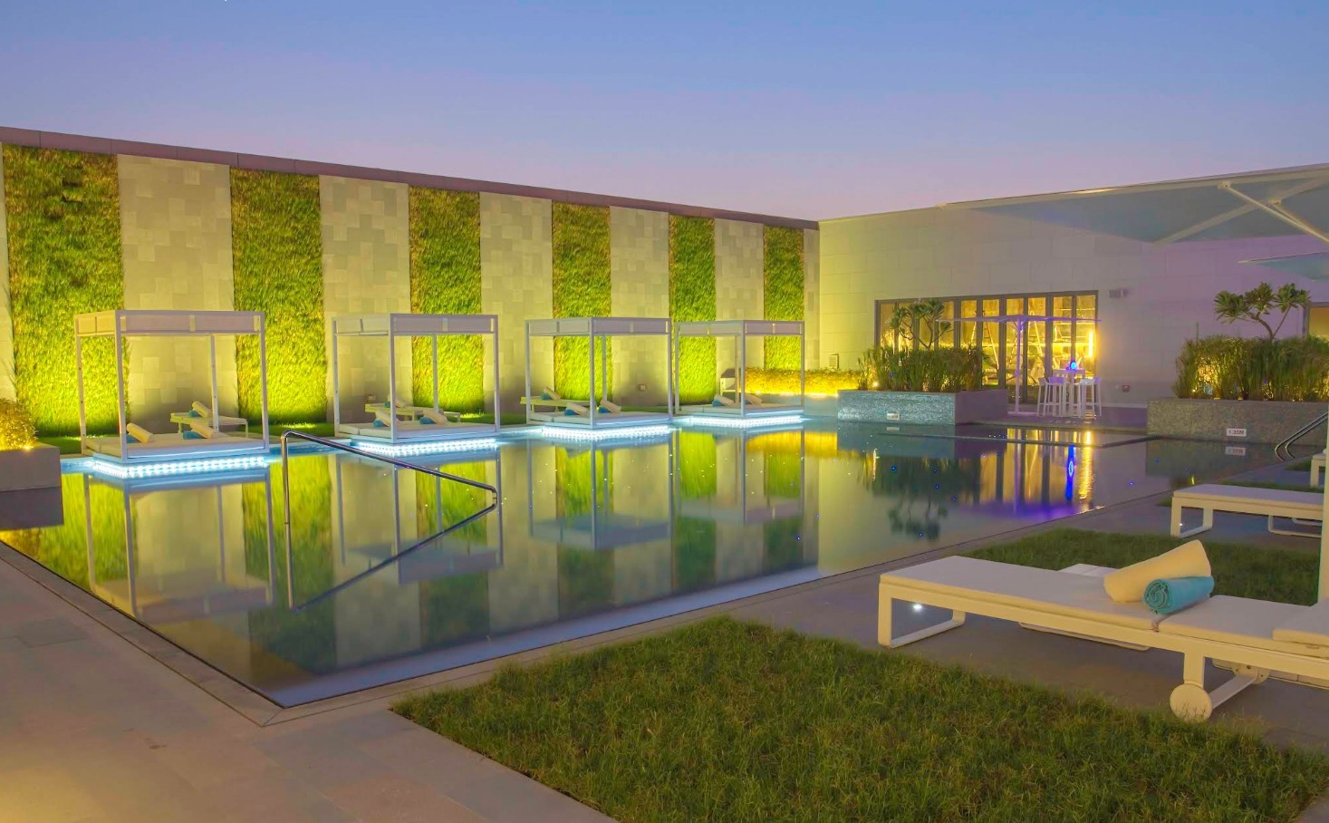 Elements Pool  Lounge   Manama