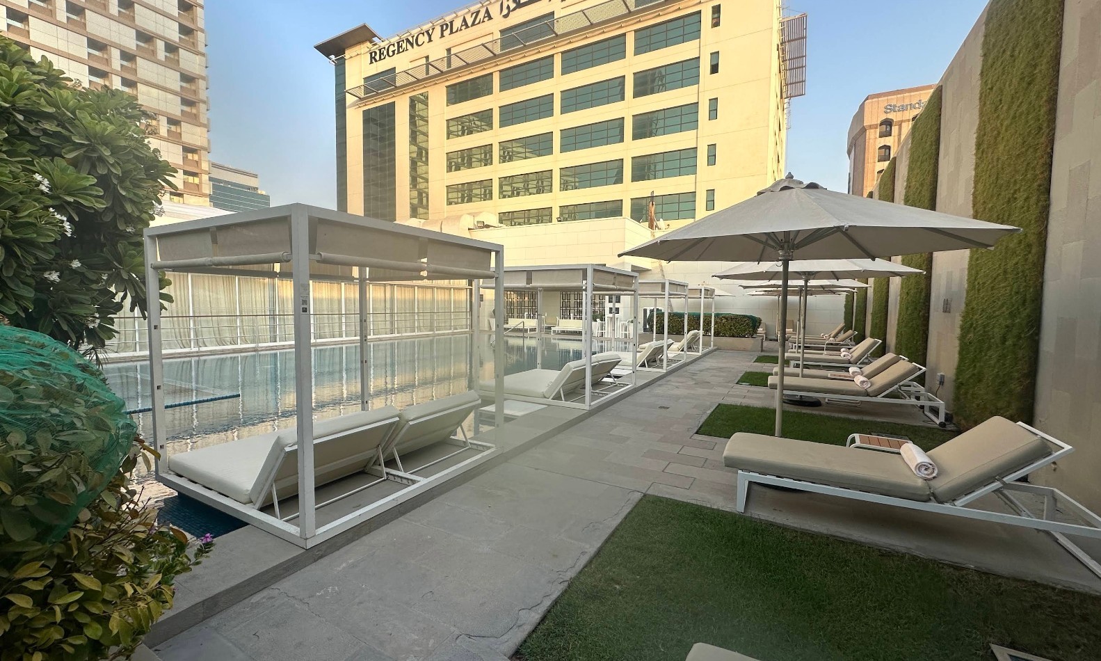Elements Pool  Lounge   Manama