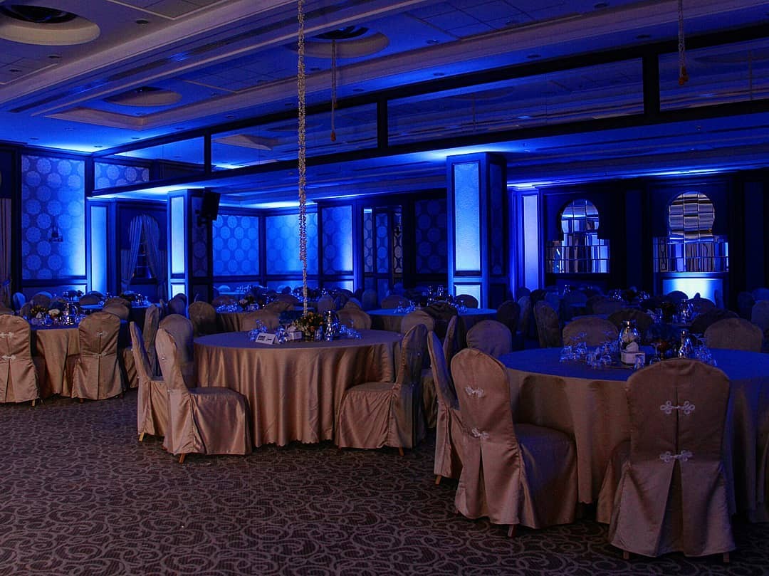 New Seasons Hall