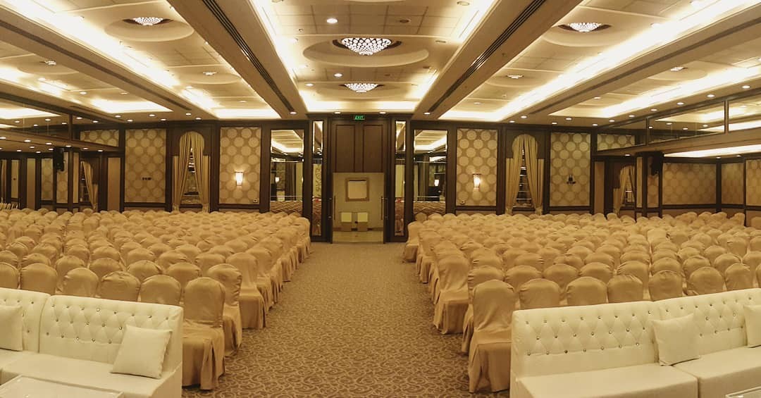 New Seasons Hall