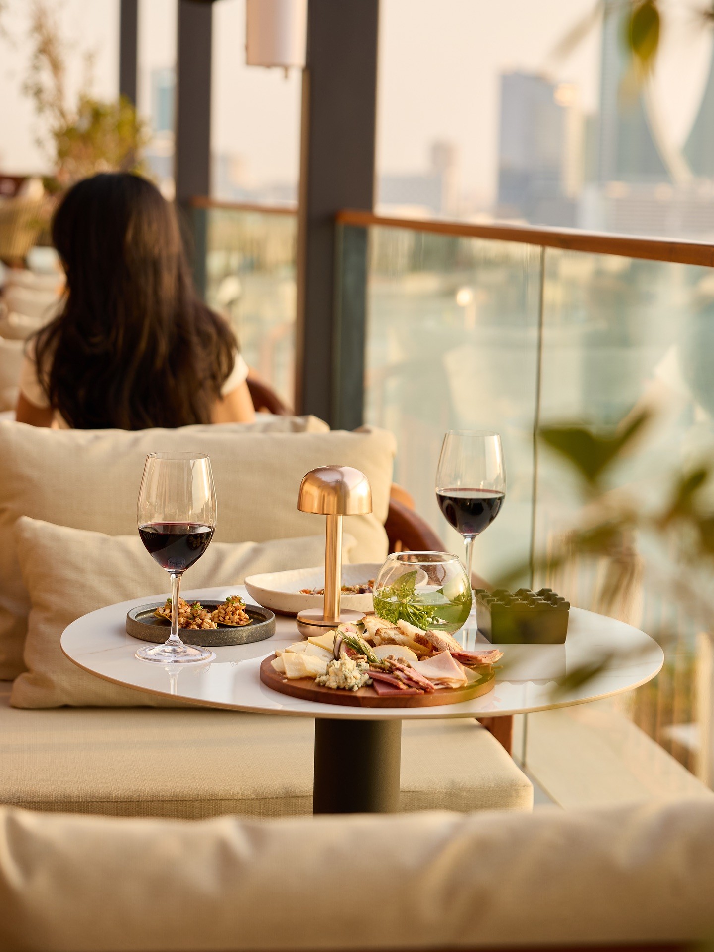 Food & Drinks