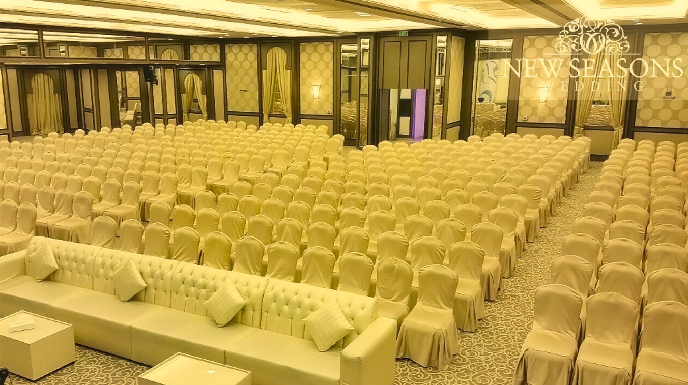 New Seasons Hall