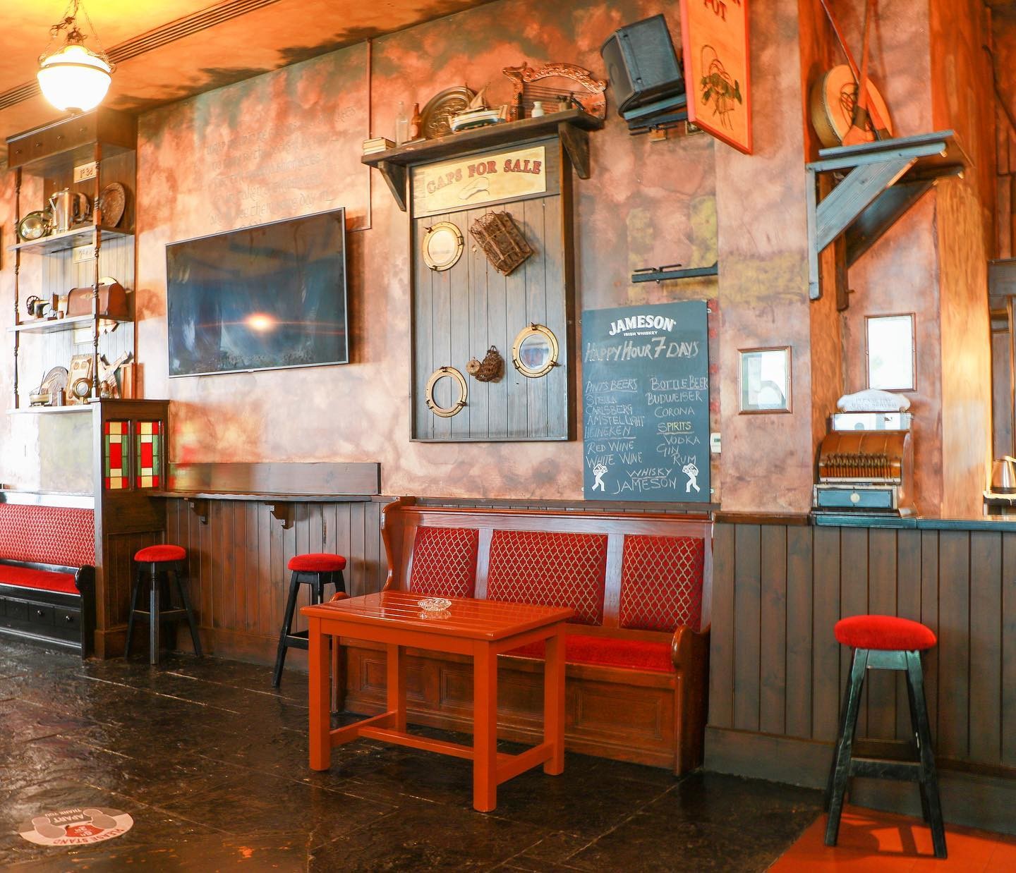 Fiddlers Green Irish Pub Manama