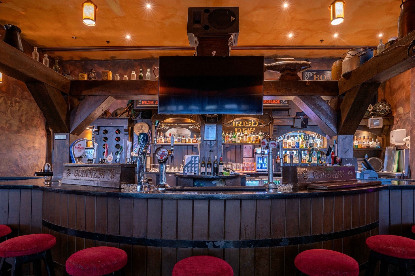 Fiddlers Green Irish Pub Manama