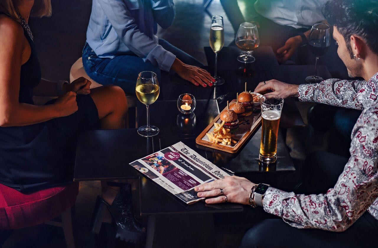 Food & Drinks