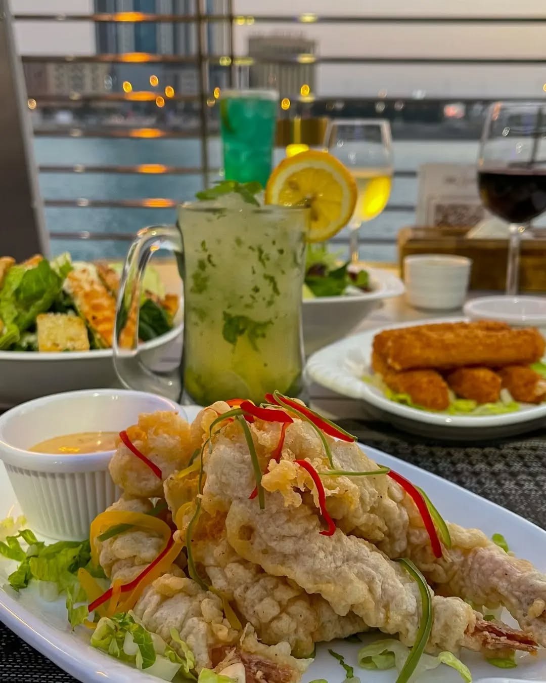 Food & Drinks
