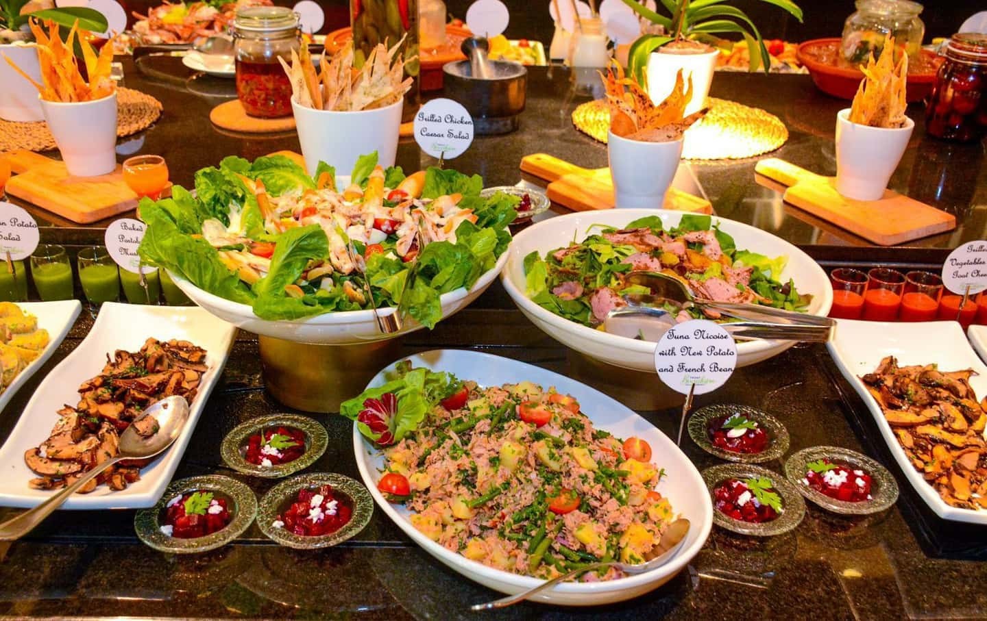 Food & Drinks