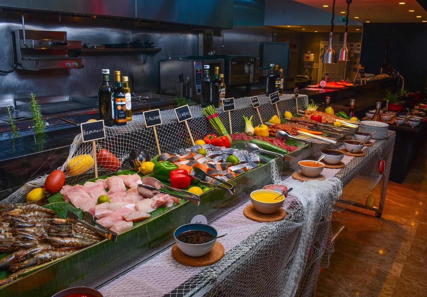Food & Drinks