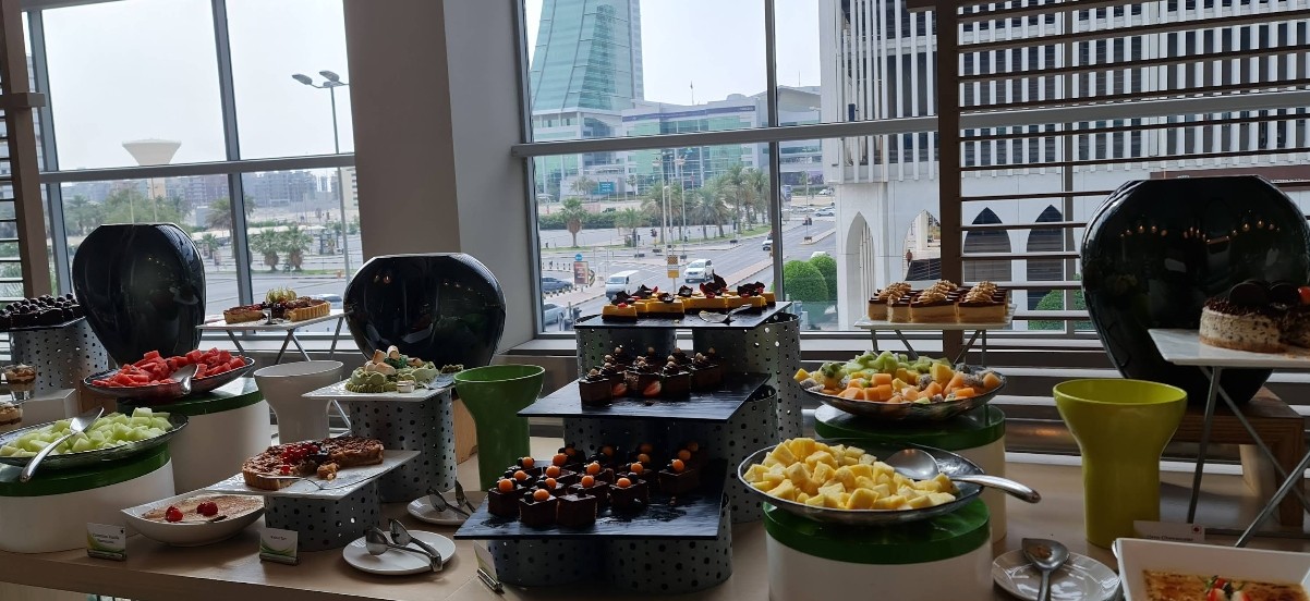Food & Drinks
