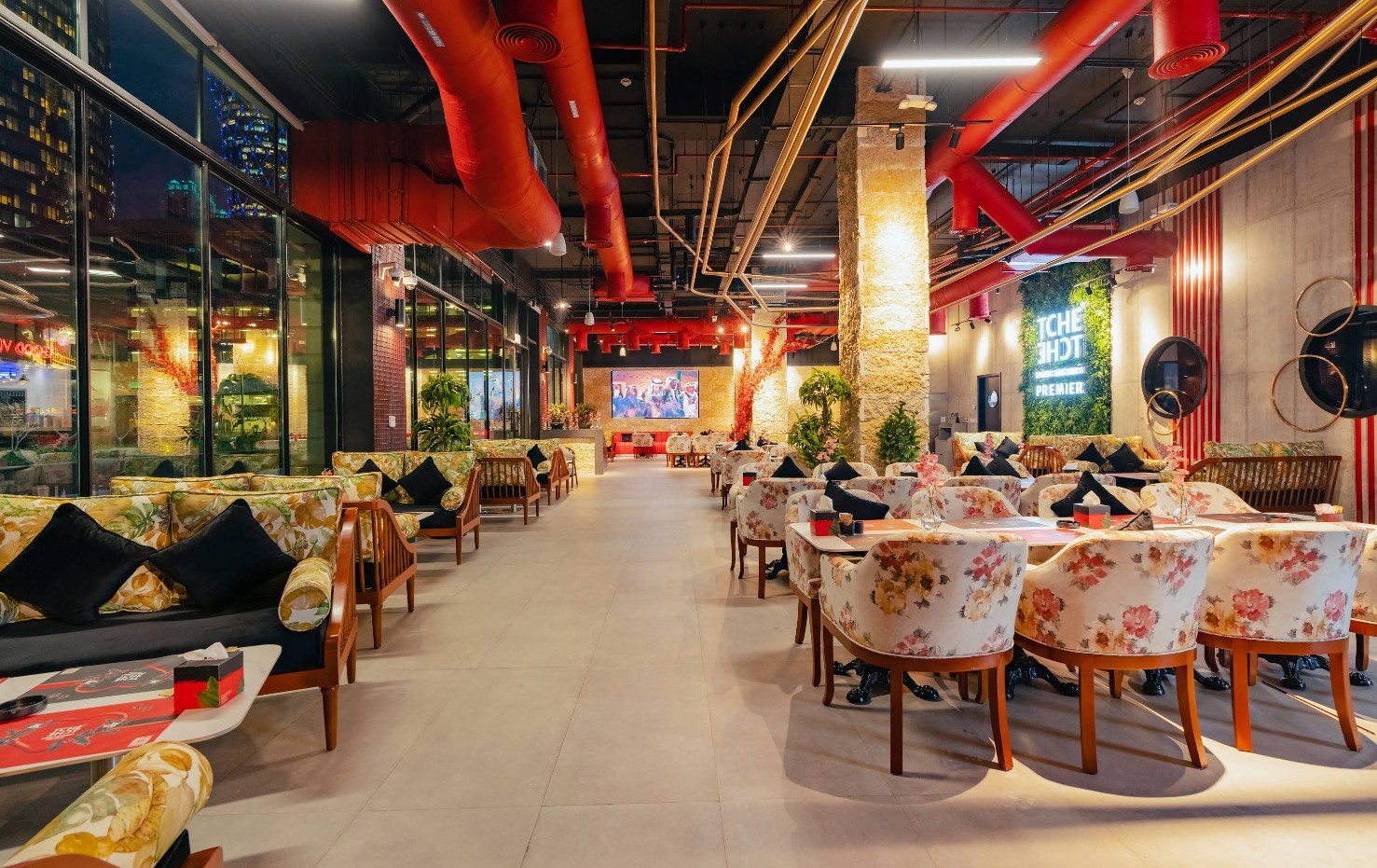 Tche Tche Premier Restaurant & Cafe Wyndham Westbay