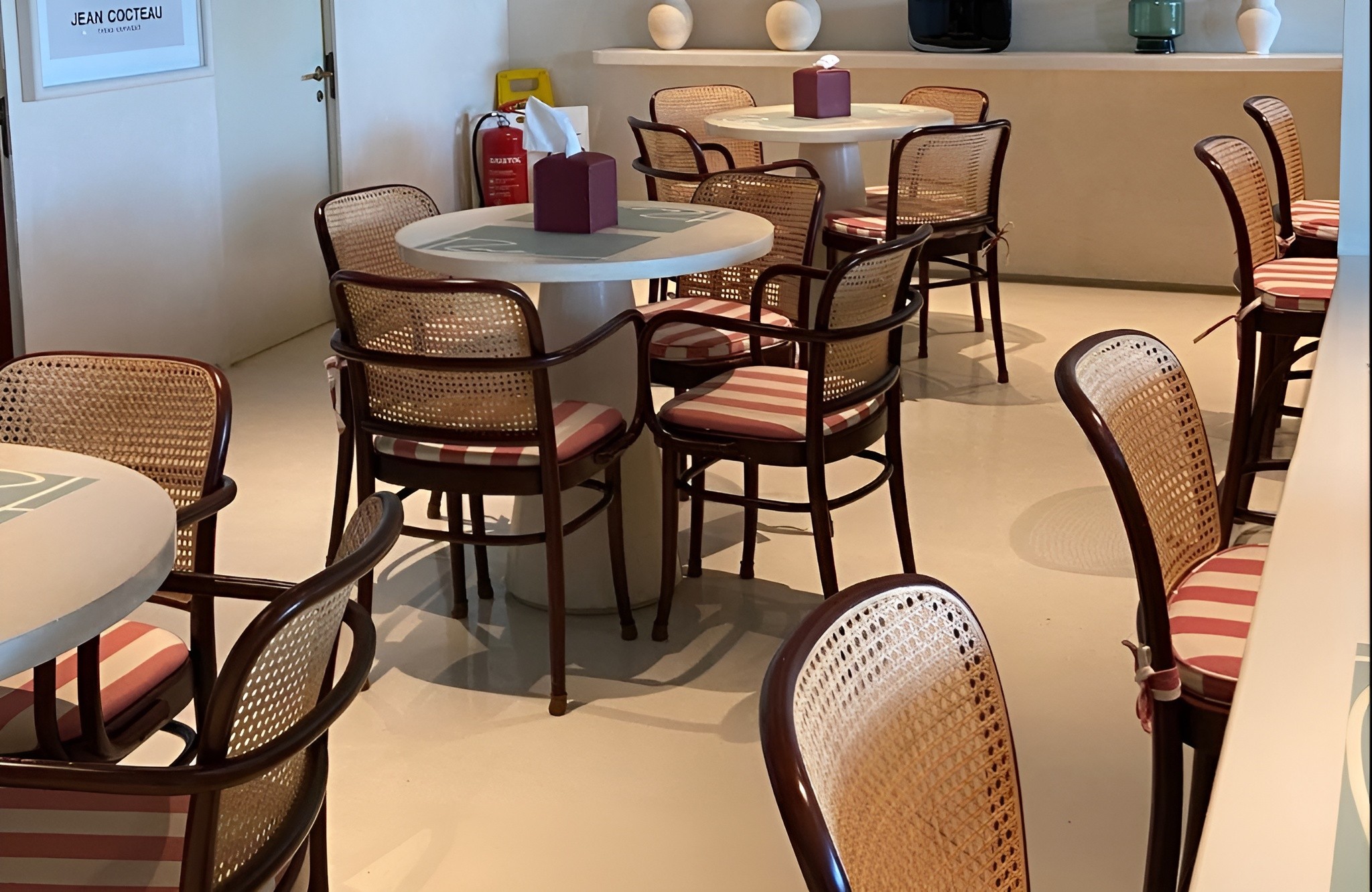 Rue Boutique Cafe Janabiyah