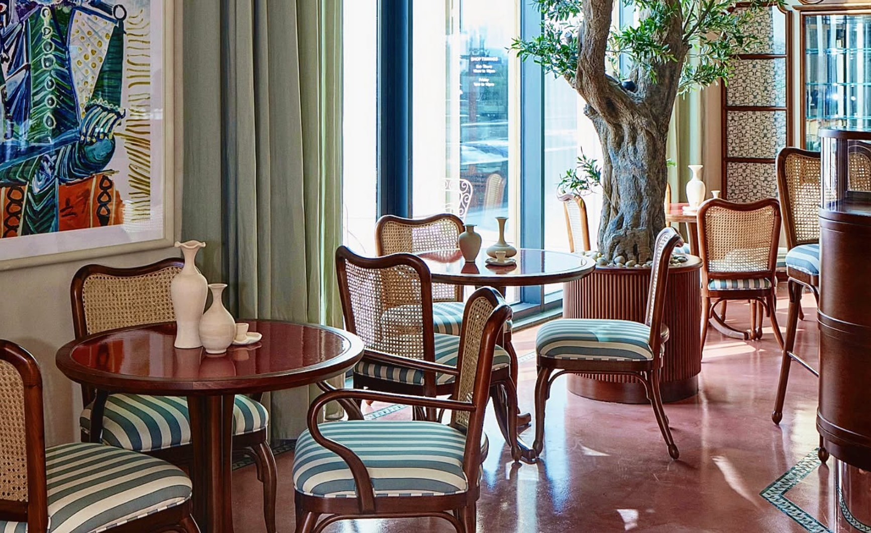 Rue Boutique Cafe Janabiyah