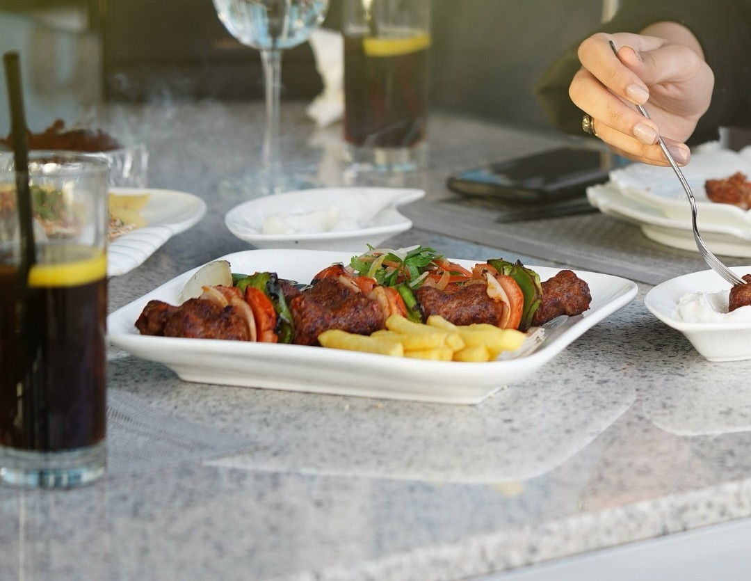 Food & Drinks