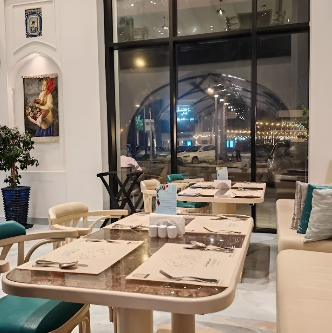 Amwaj drive (ISFAHANI Restaurant)