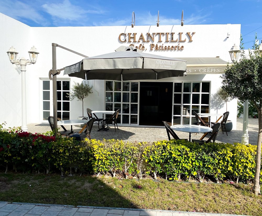 Cafe Chantilly & Patisserie