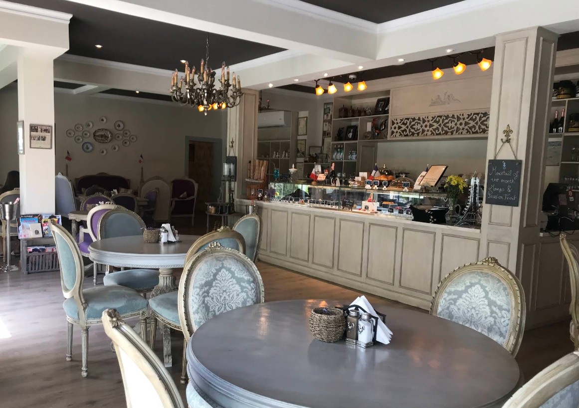 Cafe Chantilly & Patisserie