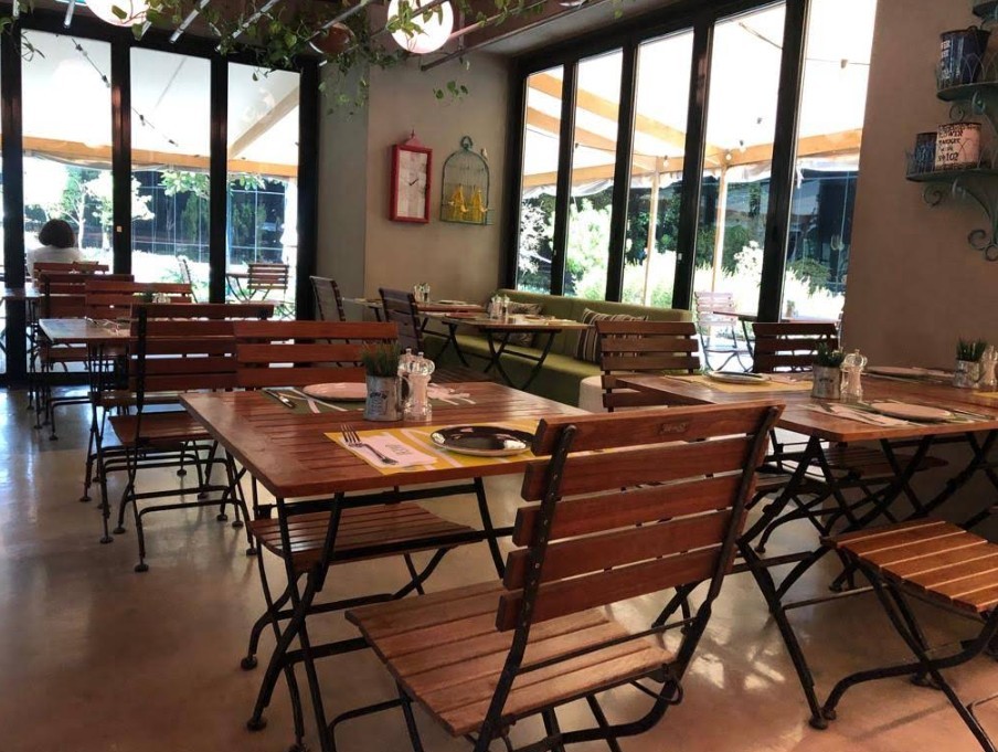 Backyard Restaurant Trade Zone Kuwait