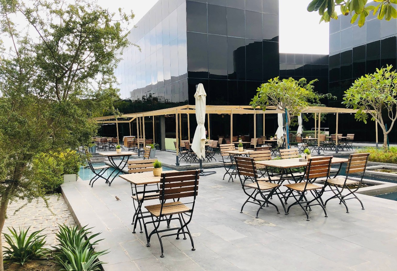 Backyard Restaurant Trade Zone Kuwait