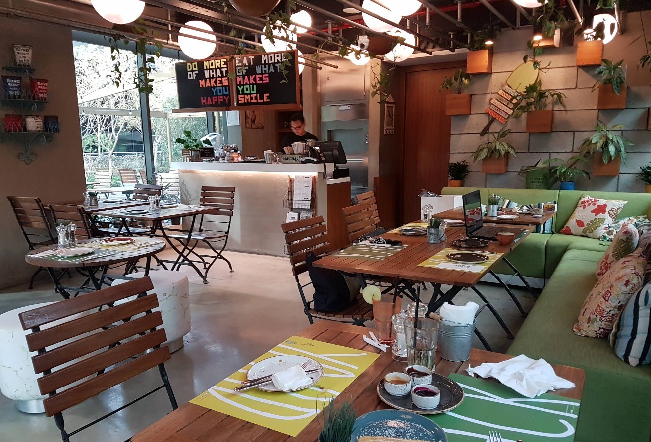 Backyard Restaurant Trade Zone Kuwait