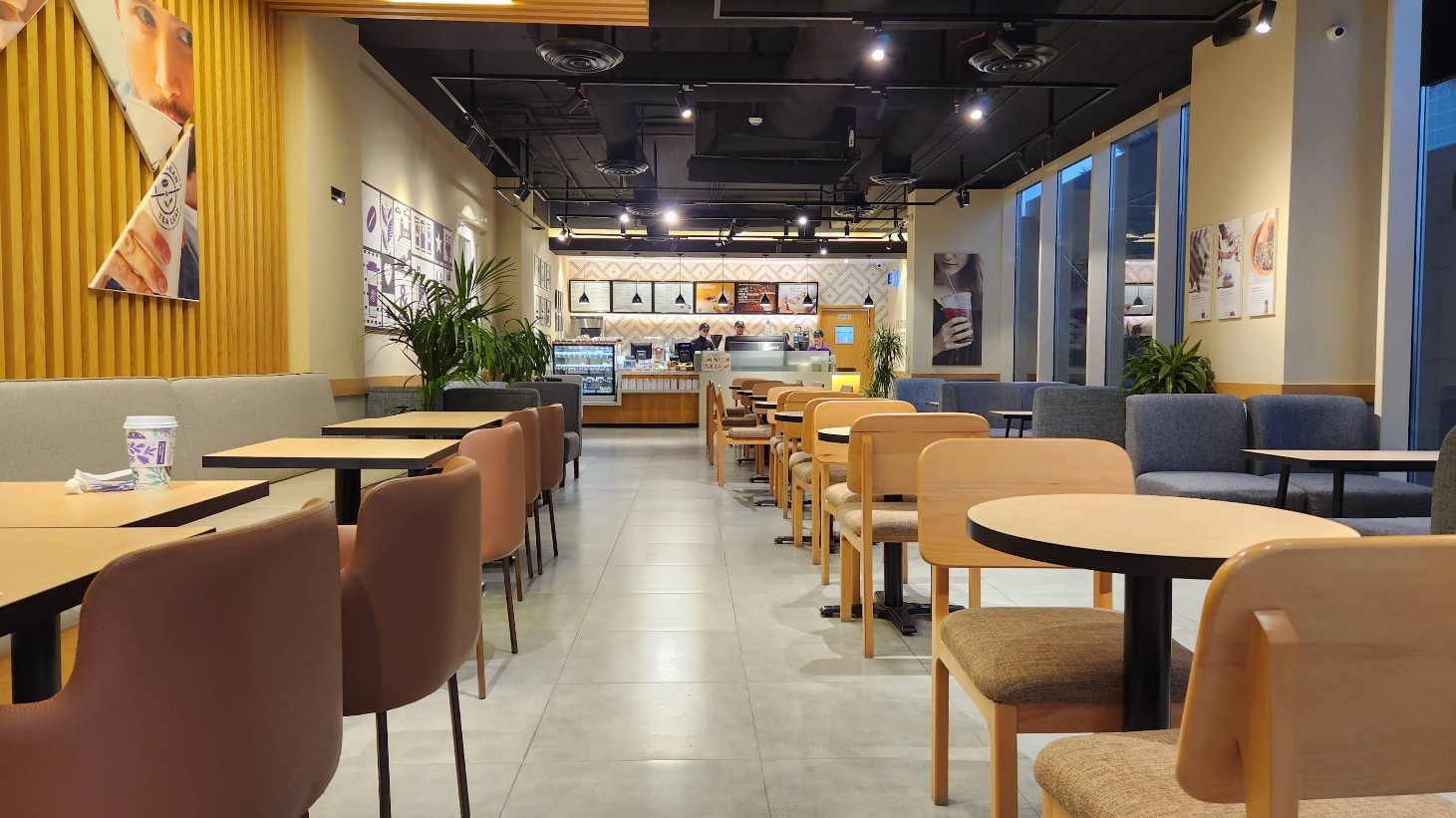 The Coffee Bean & Tea Leaf Khalid Tower Sief Palace