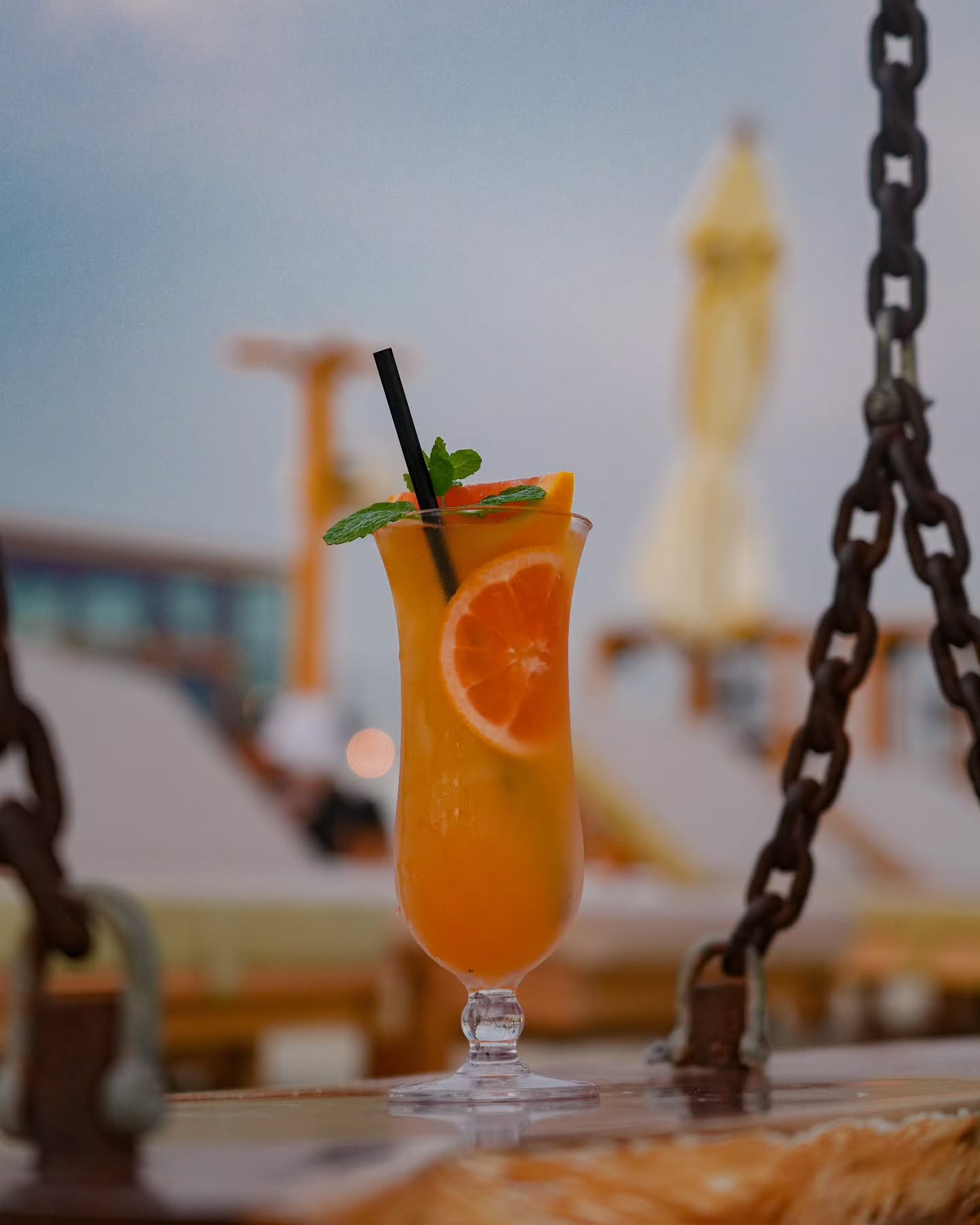 Food & Drinks