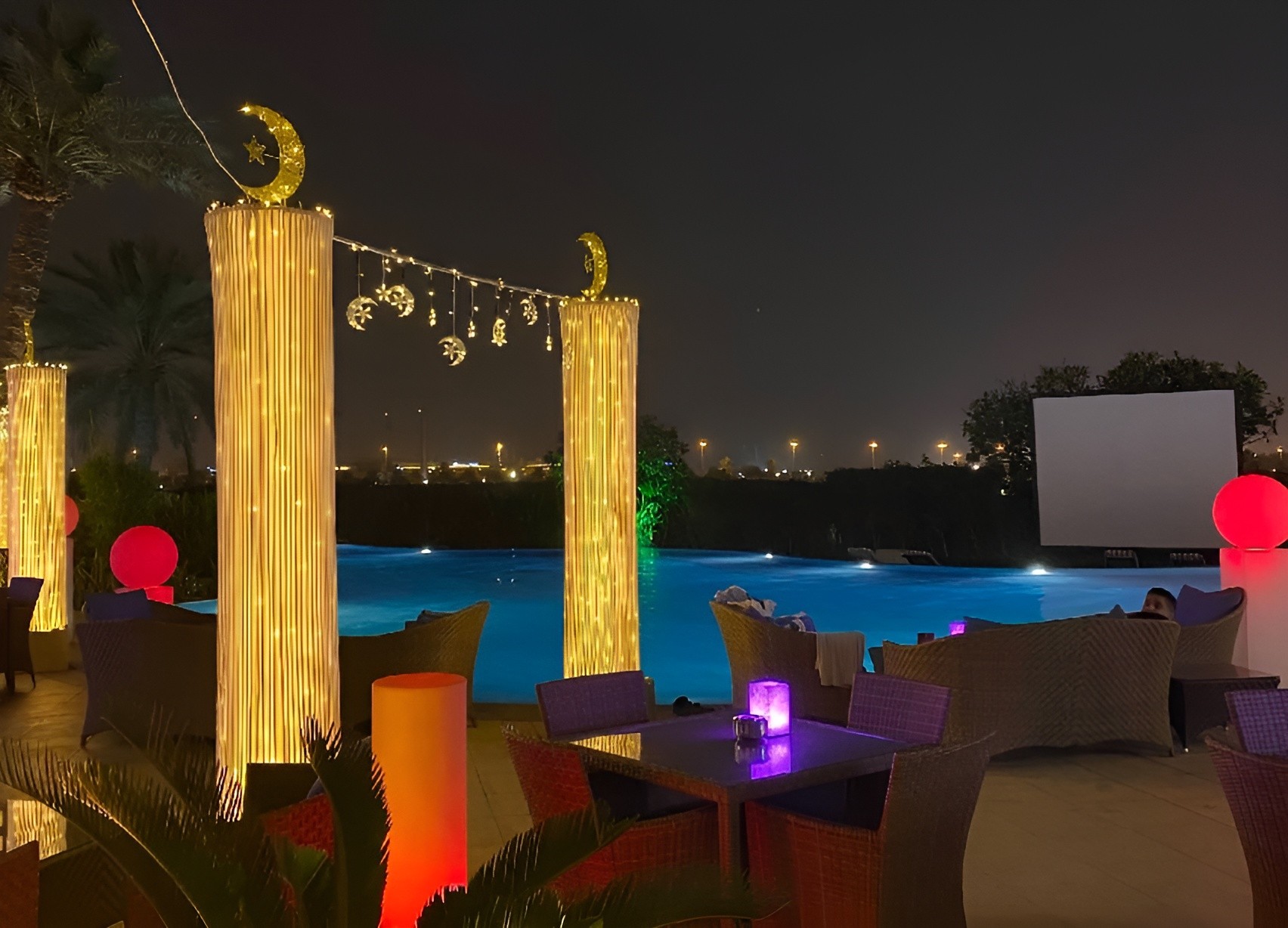 Xenia Bar and Lounge
