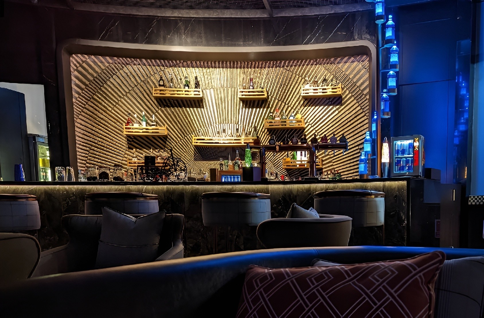 Xenia Bar and Lounge