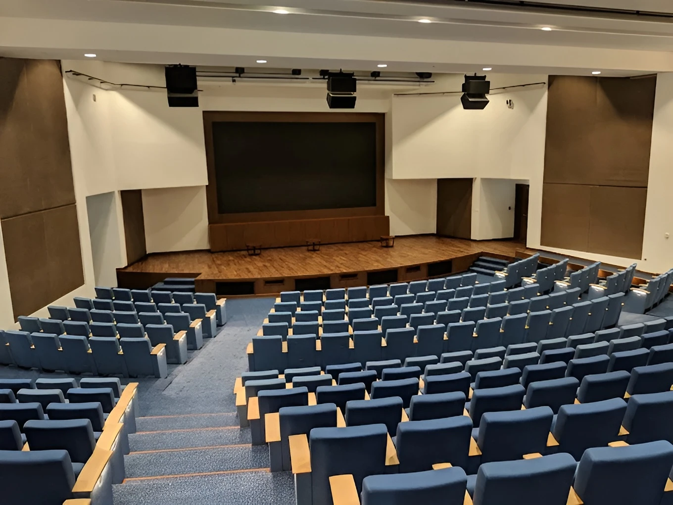 Tiered Auditorium
