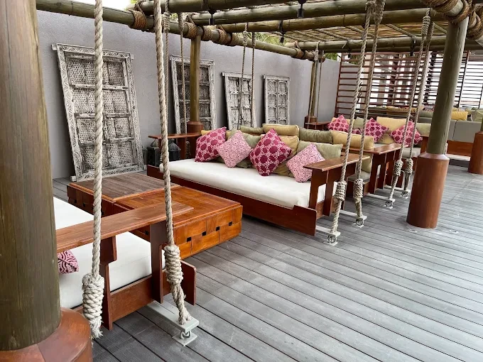 Zale Beach Club & Lounge(Beach‑Front Area)