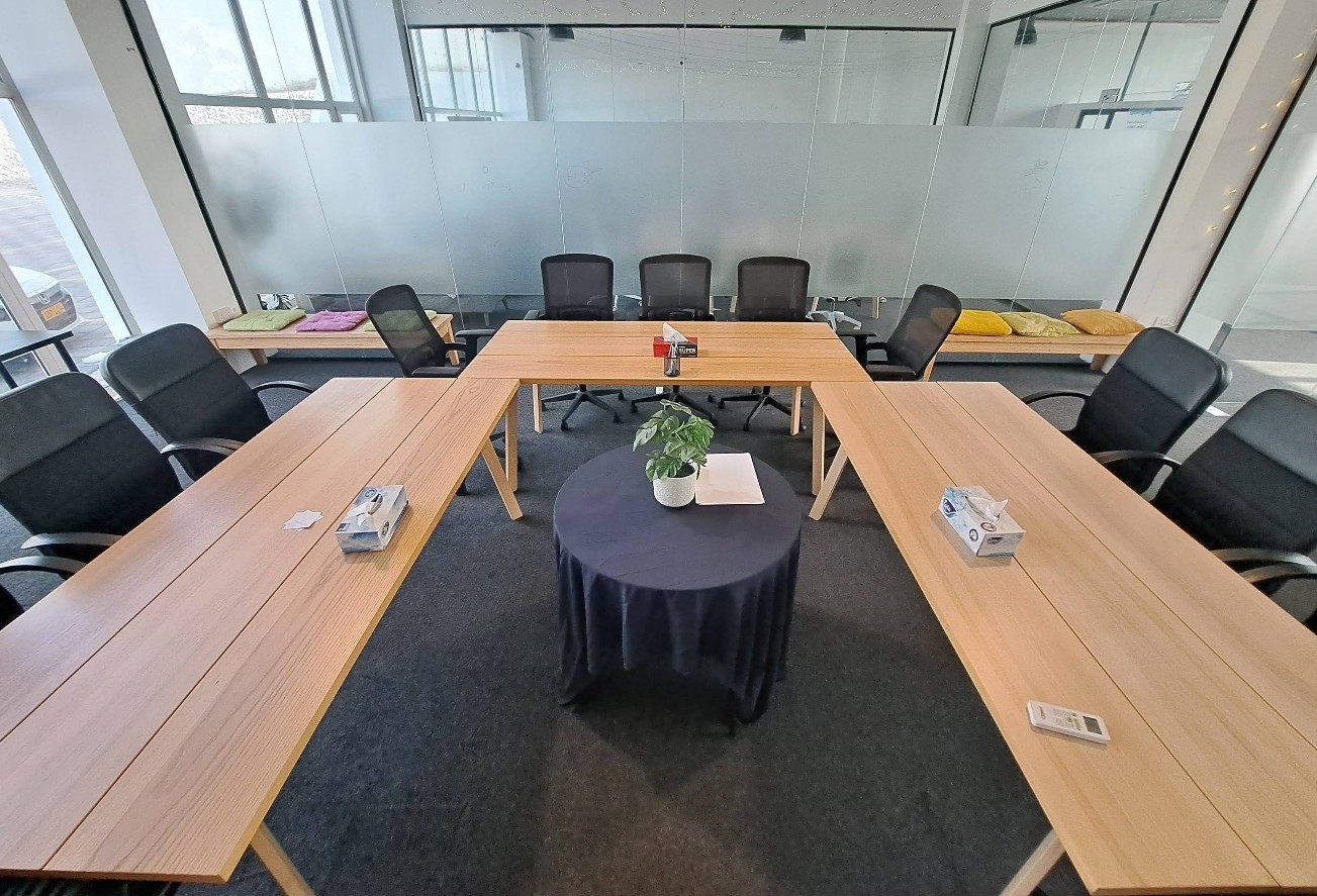 M567 Business Center Oman