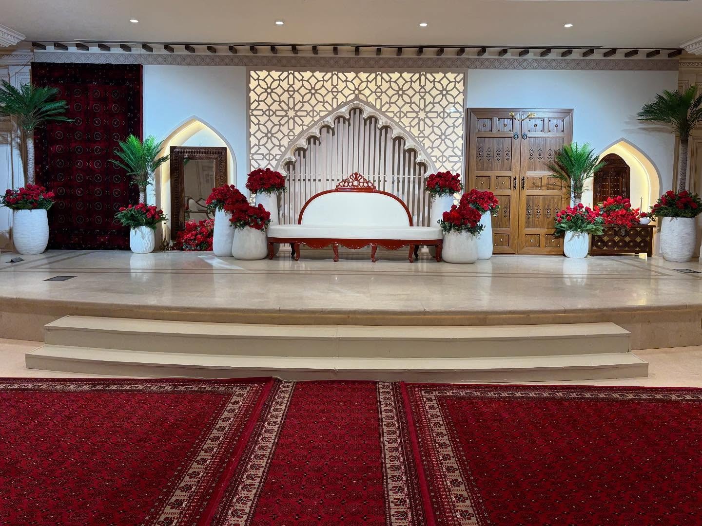 Al Qasr Hall Street Oman