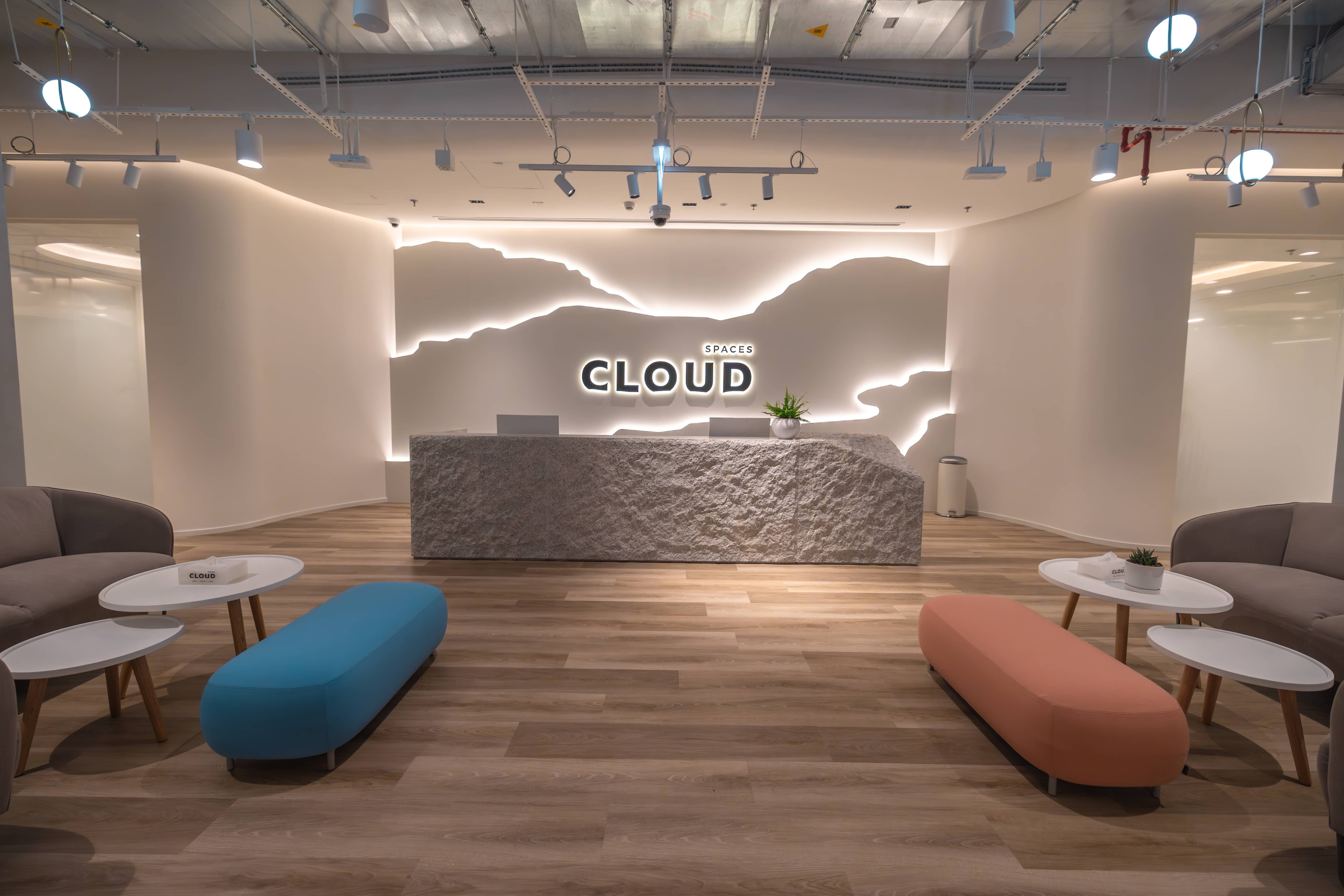 Cloud Spaces - Dubai Mall Fountain Views