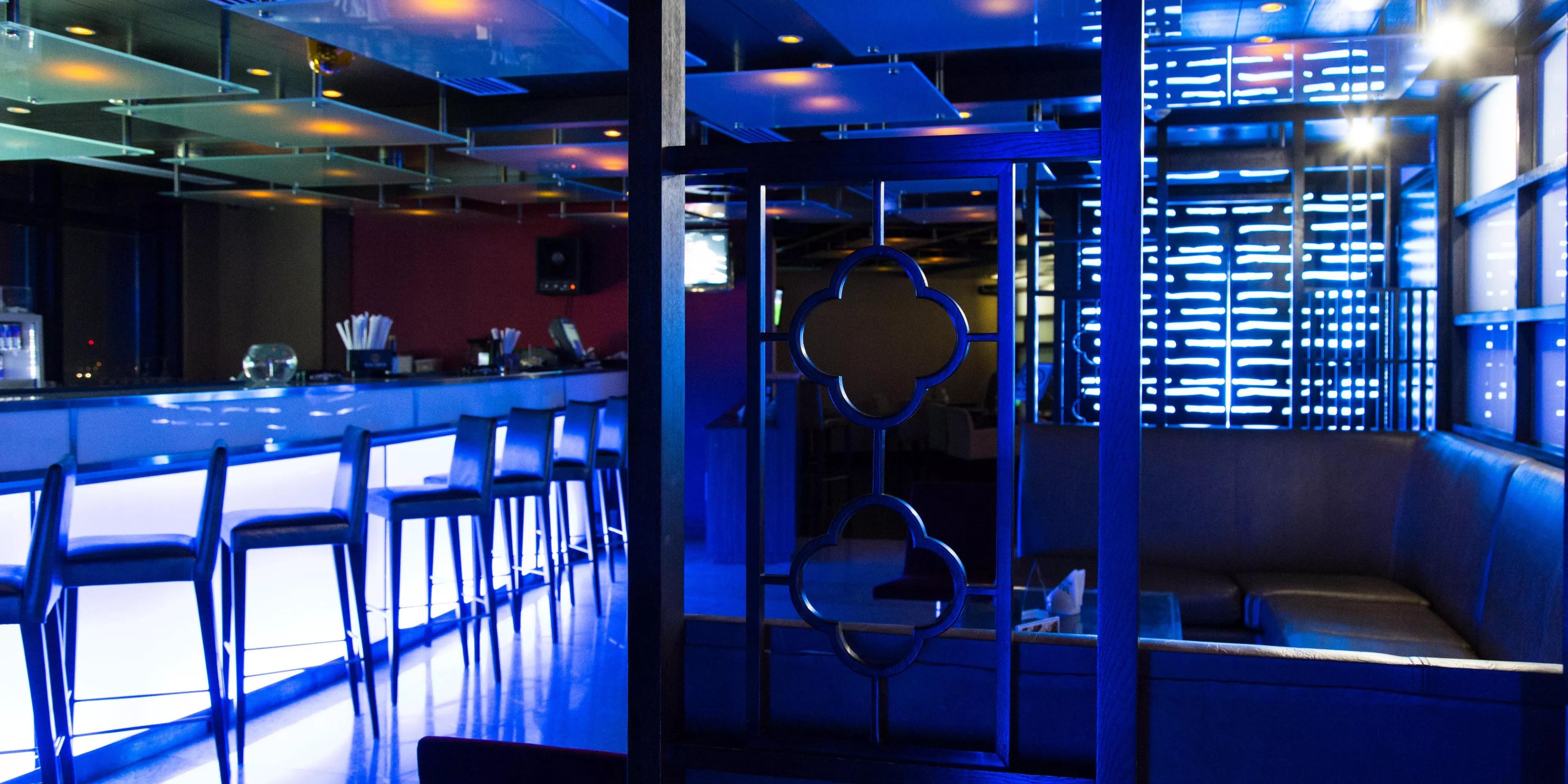 Thirty 1st Bar & Lounge