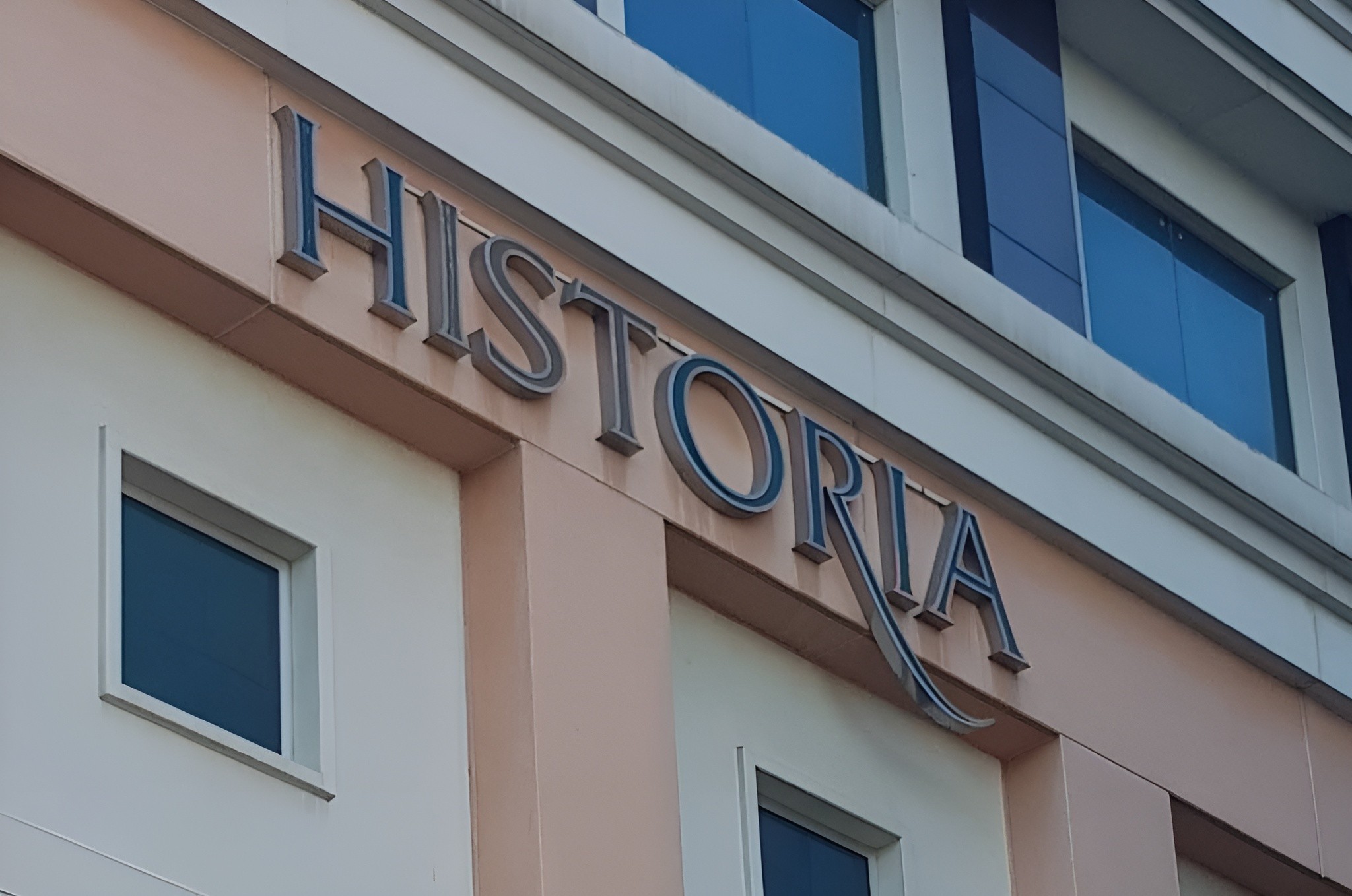 Paribu Cineverse Historia