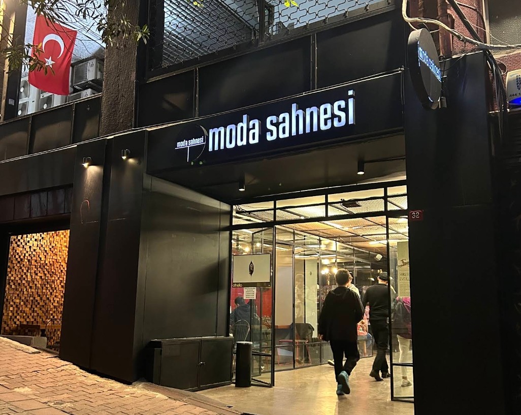 Moda Stage Theatre