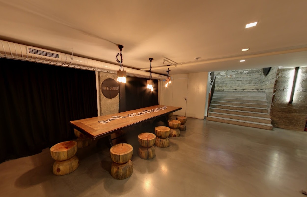 Moda Stage Theatre