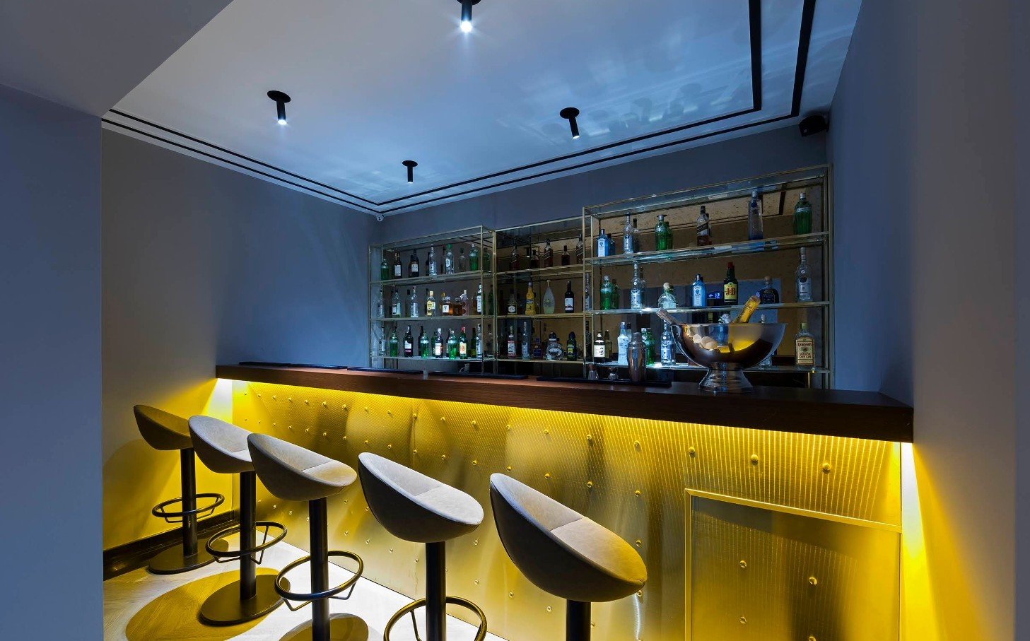 Minibar