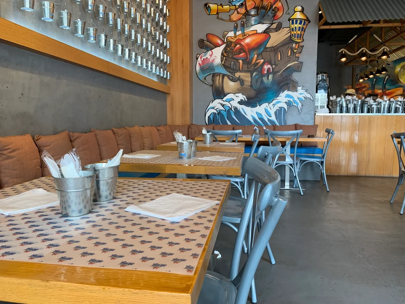 Shrimp Pot Restaurant Mubarakiya