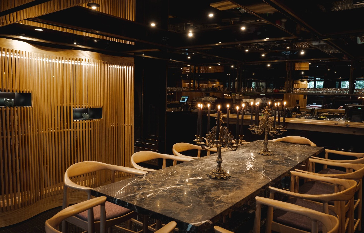 Ernest’s Bar by CokCok Pera