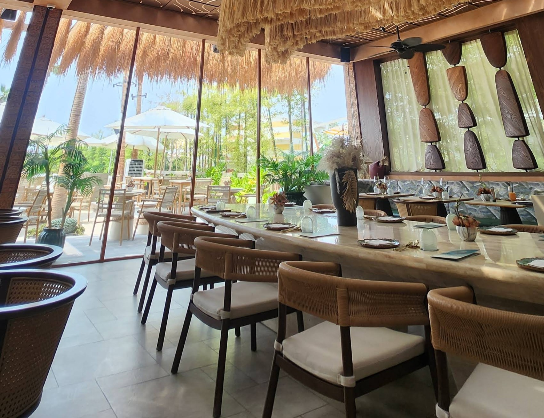 Kaimana Restaurant and Beach