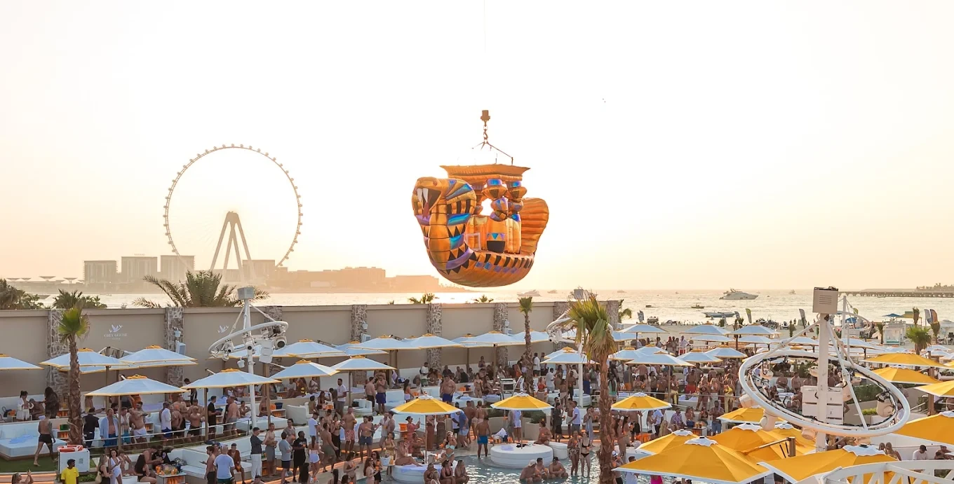 O Beach Dubai Beach Club