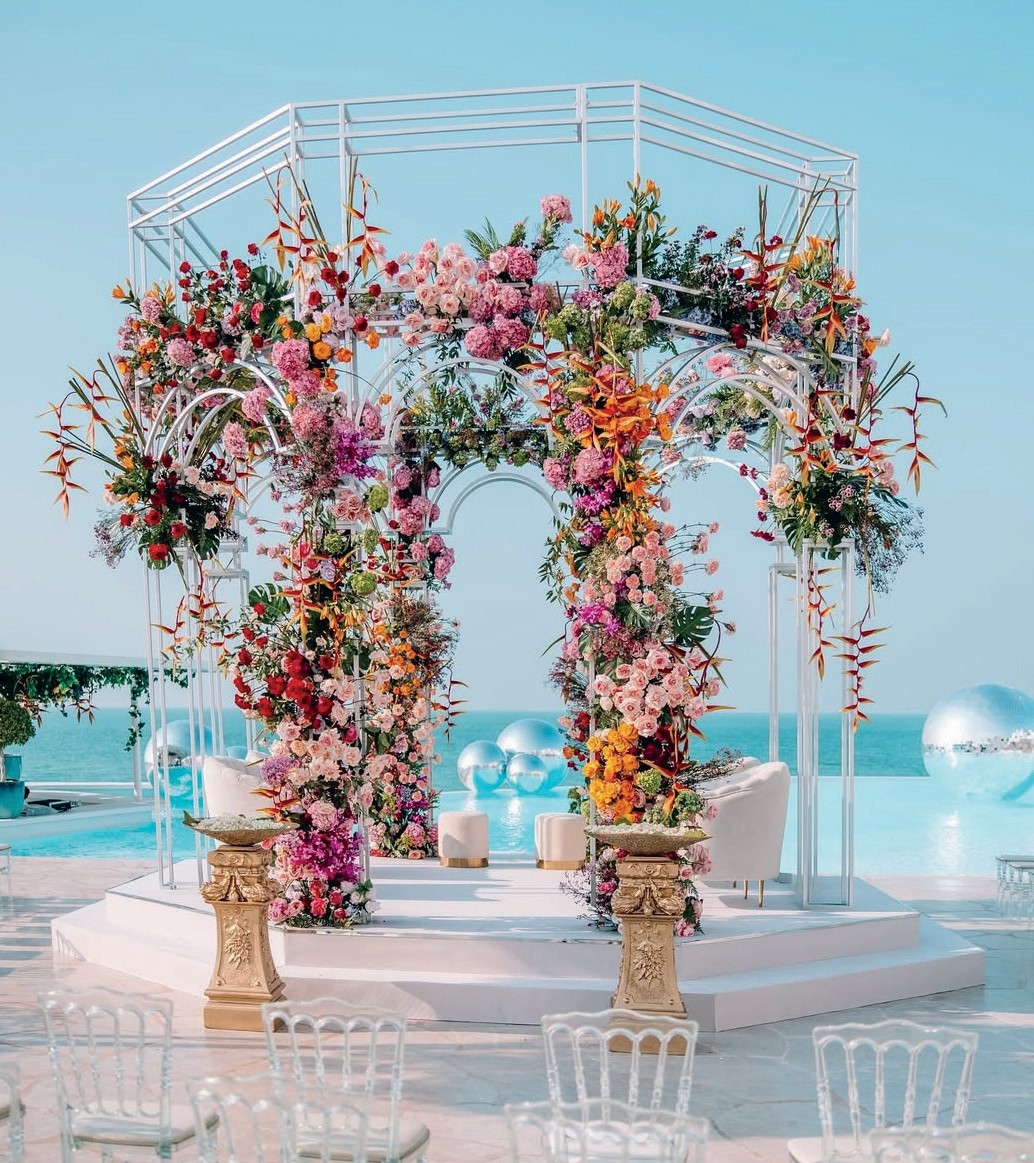 Anantara Santorini Abu Dhabi