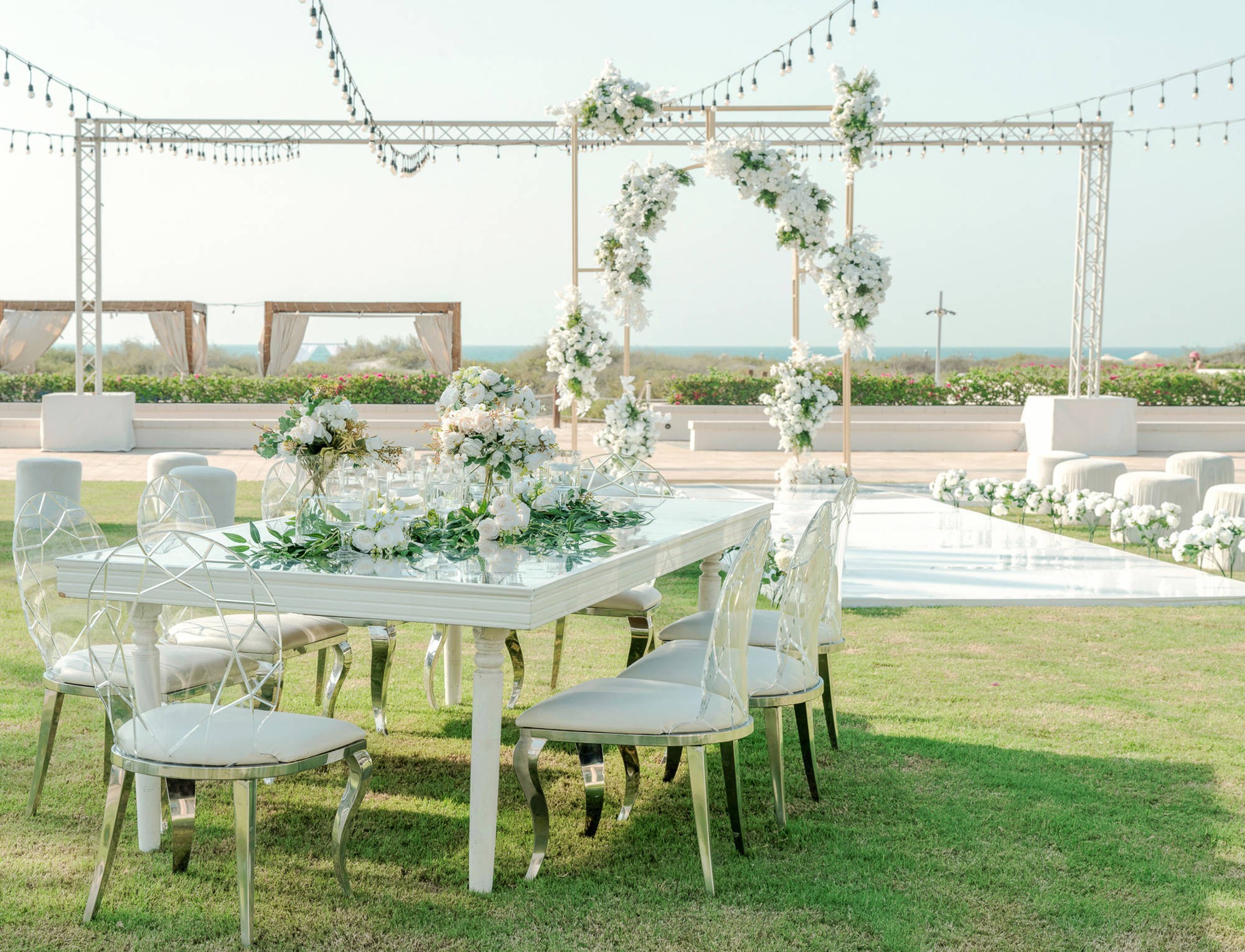 Saadiyat Beach Club Luxury Beach Club in Abu Dhabi