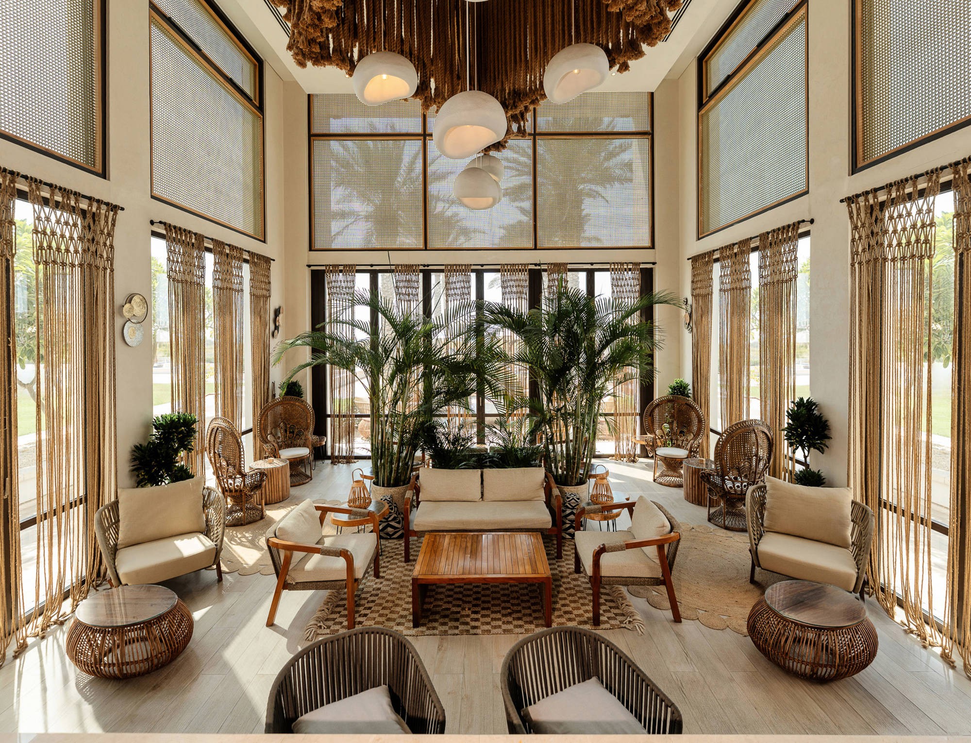 Saadiyat Beach Club Luxury Beach Club in Abu Dhabi