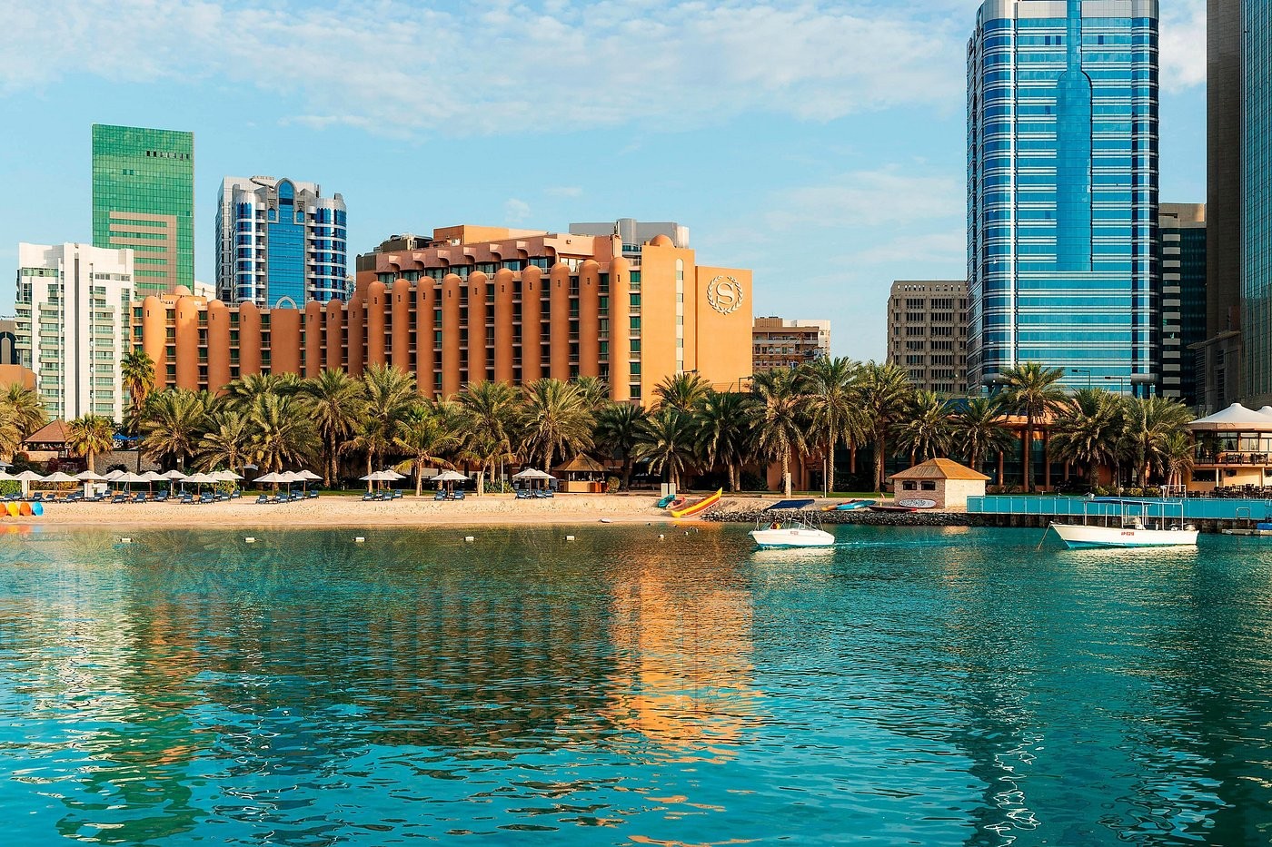 Sheraton Abu Dhabi Hotel & Resort