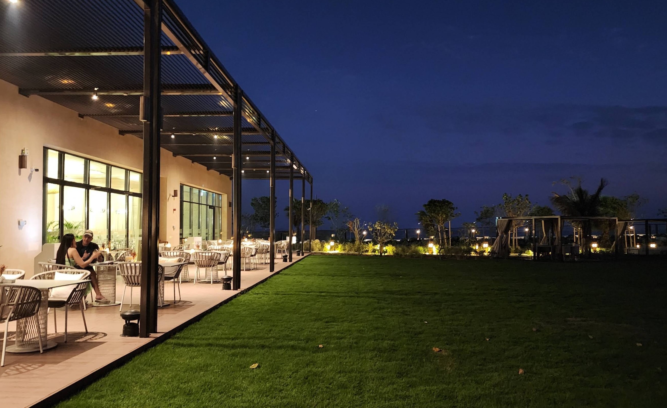 Bab Al Nojoum Hudayriyat Camp