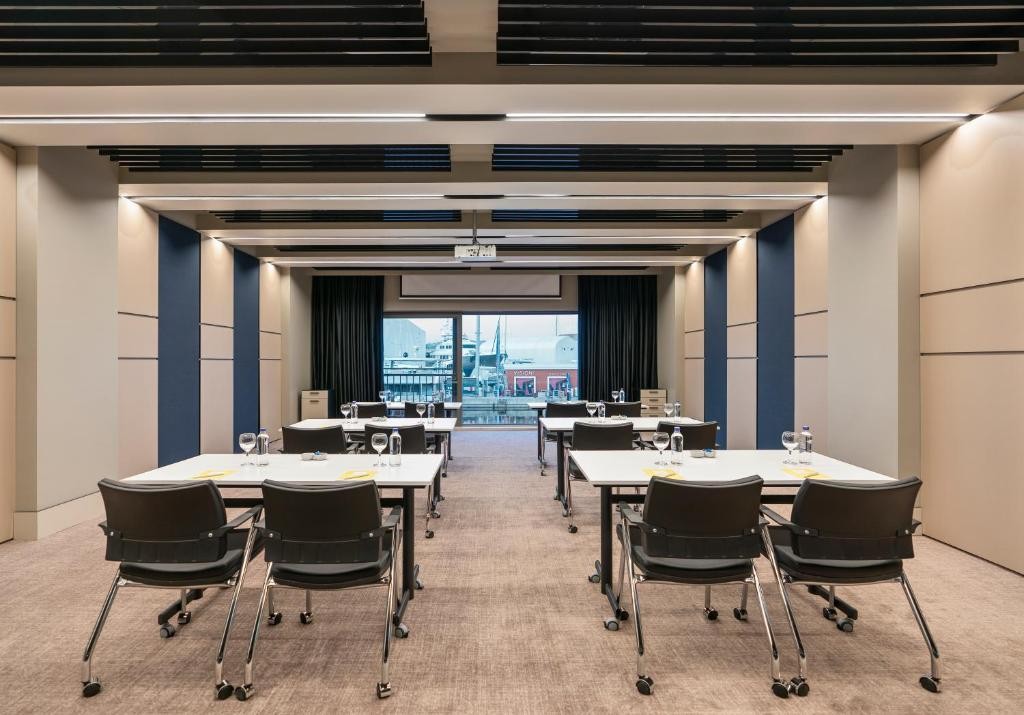 Crowne Plaza Istanbul Tuzla Viaport Marina