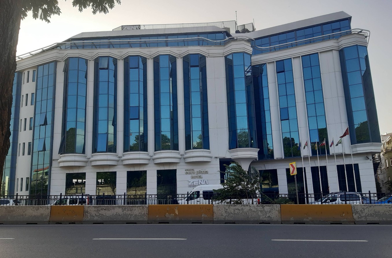 Euro Plaza Hotel