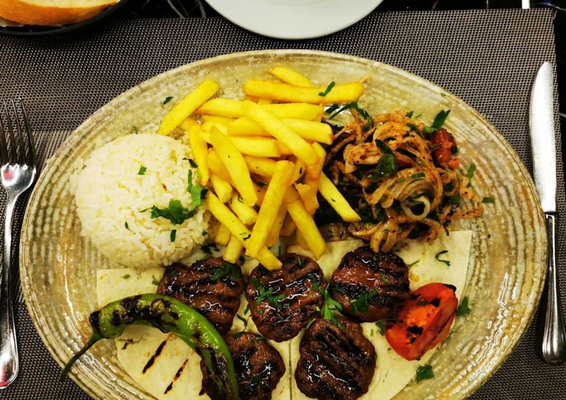 Food & Drinks